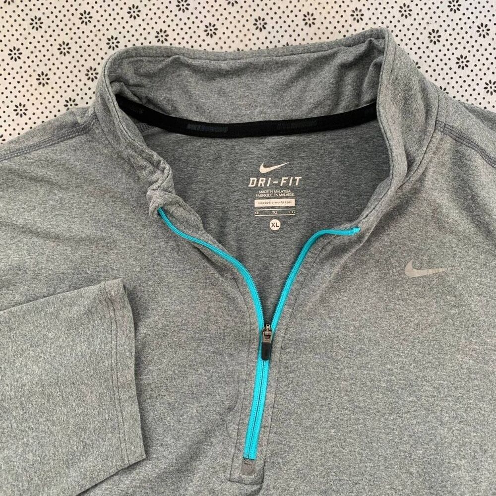 Nike Dri-FIT Men's XL Gray Quarter Zip Running Pullover 504606-480 Long Sleeve